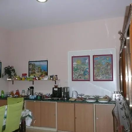 Herculis Domus Bed & Breakfast 3*